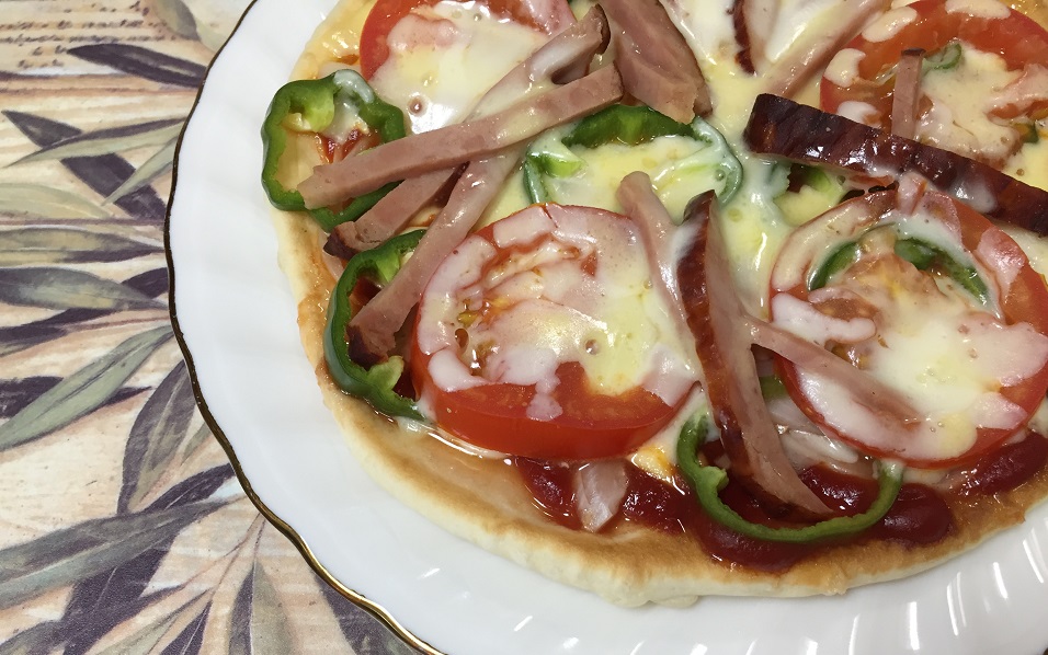 無印良品のナンの素を使うと、本格ピザが超簡単に！作り方をご紹介