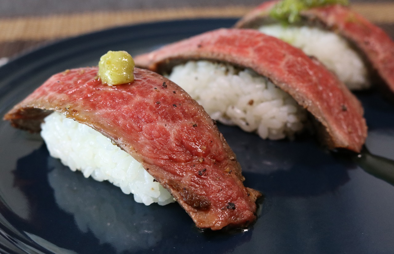 ローストビーフ寿司の作り方【フライパンひとつで手軽に！】